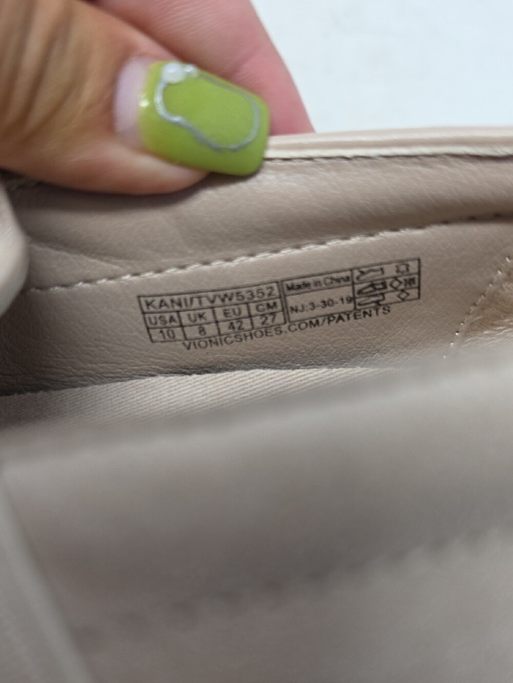 Vionic Kani Beige Laser-Cut Slip-On Flats Size 10 - Picture 7 of 7